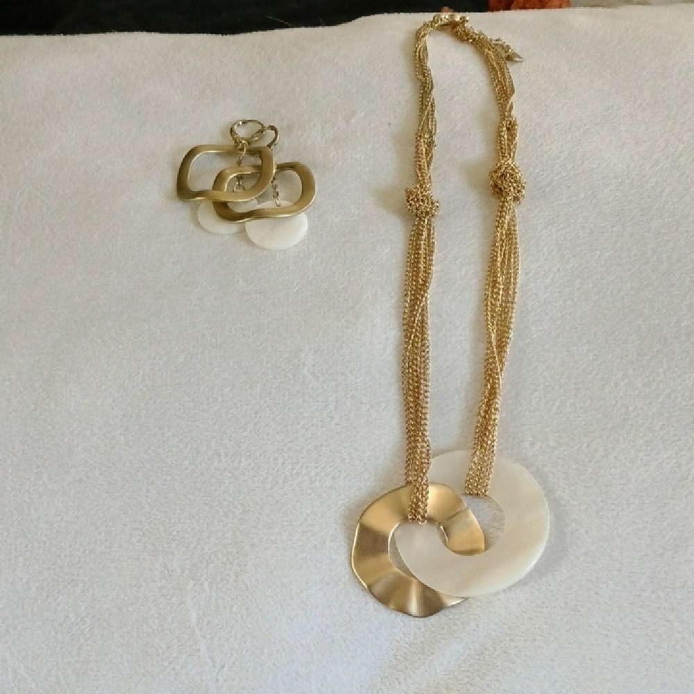 Gold and Ivory Multi-Chain Pendant Necklace and Earring Set